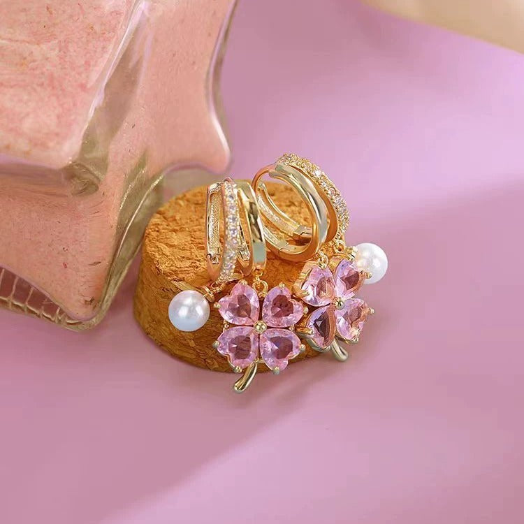 Fashion crystal four-petal flower pearl earrings
