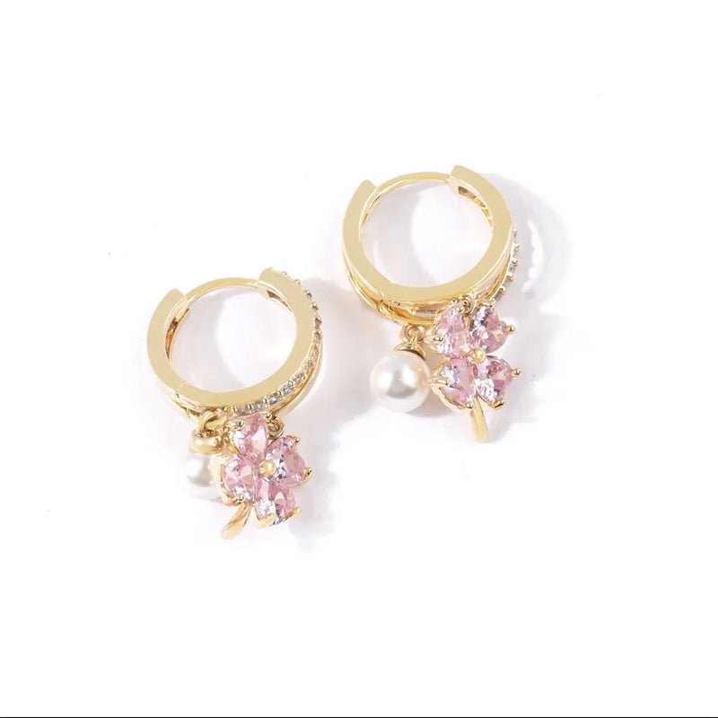 Fashion crystal four-petal flower pearl earrings