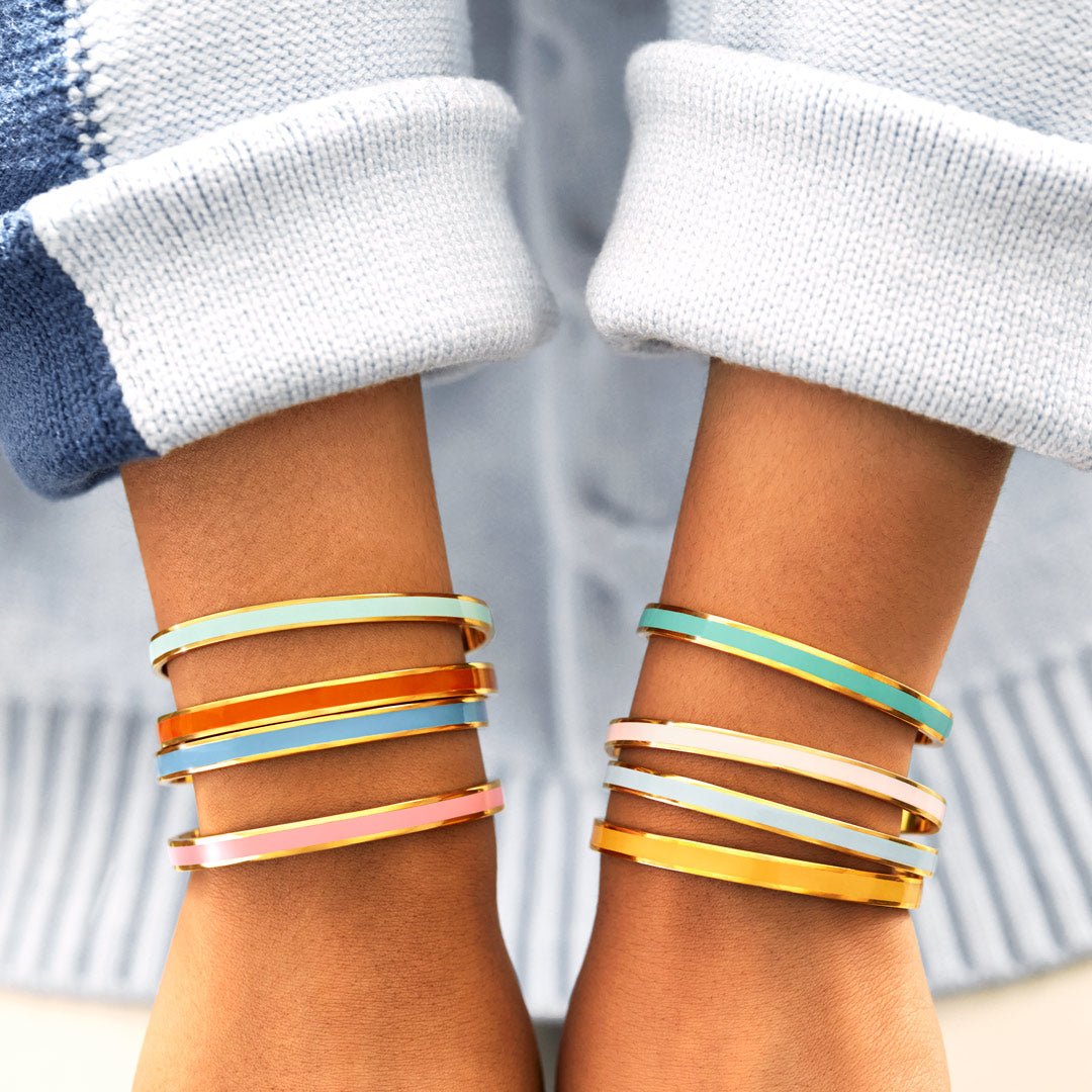 WIN COLOR BANGLE